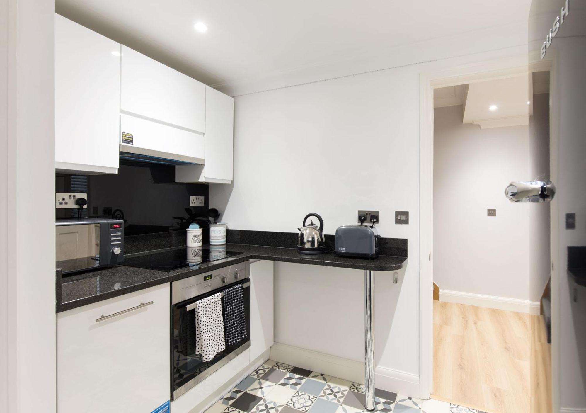 Spacious Quiet 4Bedrooms 6Beds House With Private Garage 5Min Walk To Paddington Station London Exterior foto